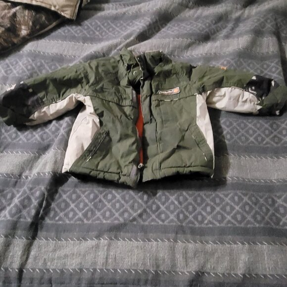 Youth 2t winter snow suit - Picture 5 of 11